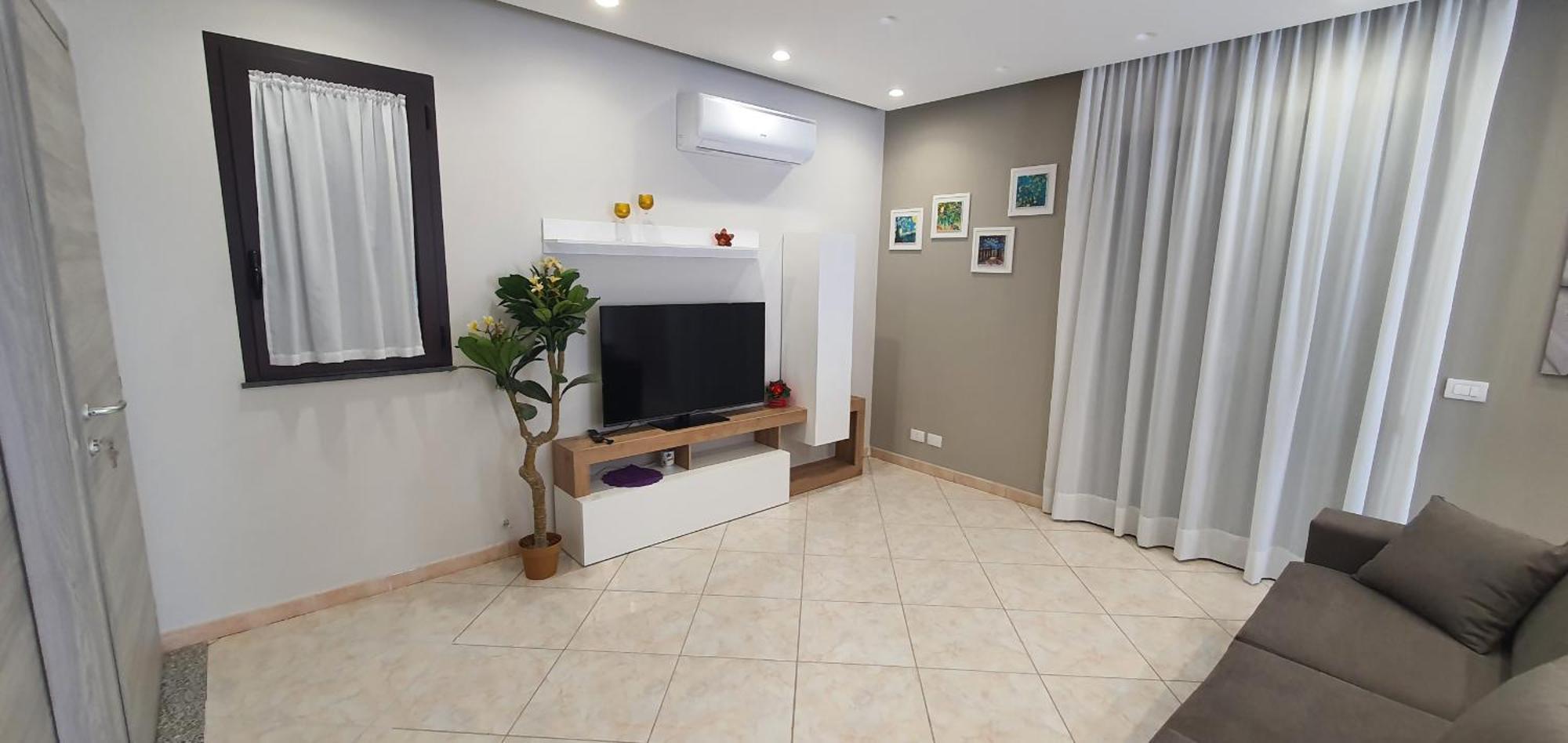 Montalbano Sweet Home, Tra L' Etna E Il Mare Fleri Room photo